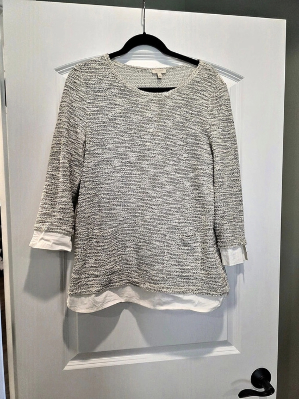 Talbots Crew Neck Layered Hem Sweater Gray Medium